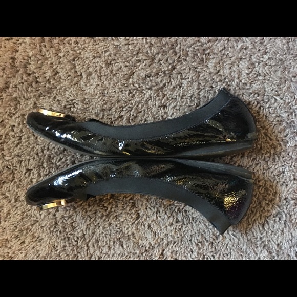 Tory Burch Robinson Flats - Picture 4 of 6